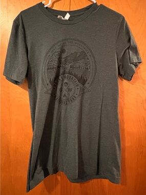 Women’s Graphic Crewneck T-Shirt - Dark Green